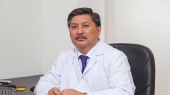 Главврача больницы Алматы, где пациенты заразились ВИЧ, назначили на новую должность на 4 дня