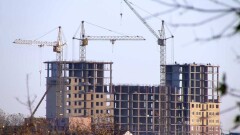 Число сделок купли-продажи жилья резко сократилось в Казахстане