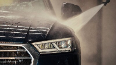 Школьников Жамбылской области учитель заставлял мыть свою машину