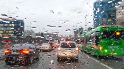 Сильный дождь ожидается в Алматы: акимат обратился к горожанам