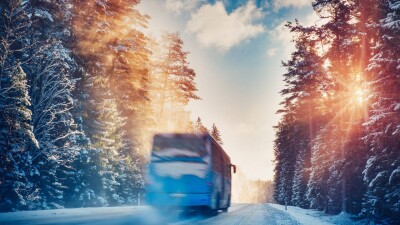 На всю зиму ограничили движение пассажирских автобусов на двух участках дорог в ВКО