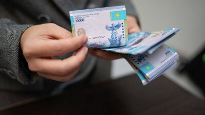 Полиция задержала жителя Астаны по подозрению в вымогательстве 2 млн тенге