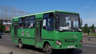 Жители 35 посёлков близ Алматы не могут добраться до города на автобусе. Что изменится в этом году