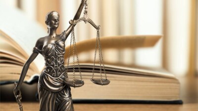 Новорождёнными детьми торговали в Алматы: бывшей сотруднице ЗАГСа вынесли приговор
