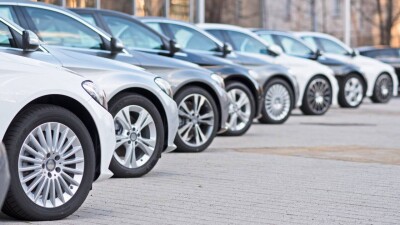 "Рекорд за рекордом". 9 из 10 самых популярных авто в стране произведены в Казахстане