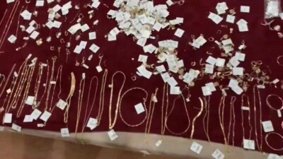 Золото на 25 млн тенге украли из торгового центра в Актобе
