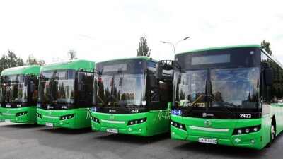 Обновление транспорта: 30 новых автобусов вышли на маршруты Алматы
