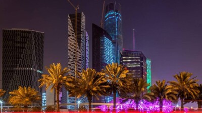 Саудовская Аравия рассматривает возможность введения трёх выходных в неделю