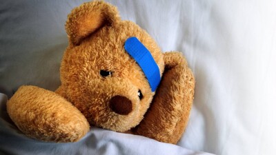 Девочку ударило током на пенной вечеринке: столичные врачи, приехавшие в Костанай, не смогли помочь