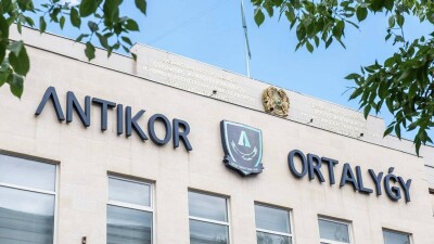 Главу ветеринарной службы Алматы лишили свободы за хищение