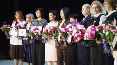 Более 60 лучших педагогов Казахстана получили по 3,6 млн тенге