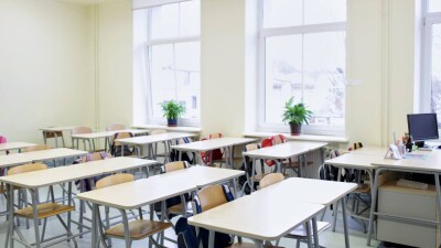 Срок приёма документов на зачисление в первые классы продлили. Какие ещё вводятся новшества