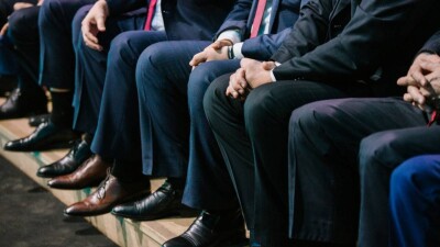 "Несправедливо отсеивать". Почему родственников чиновников допускают к отбору в президентский кадровый резерв