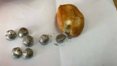 Начинённые марихуаной баурсаки, телефон в тюбике с зубной пастой пытались пронести в колонии РК