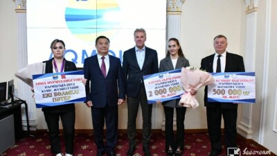 Квартиру подарили тяжелоатлетке Анне Нурмухамбетовой спустя 12 лет после её выступления на Олимпиаде