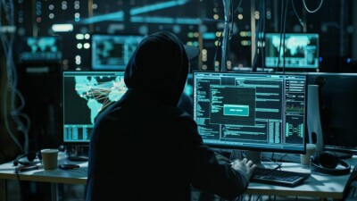 Утечка данных казахстанцев: Минцифры проверяет ЕНПФ, Эйр Астану и Казахтелеком