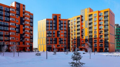 Алихан Смаилов посетил строящийся микрорайон в Gate City
