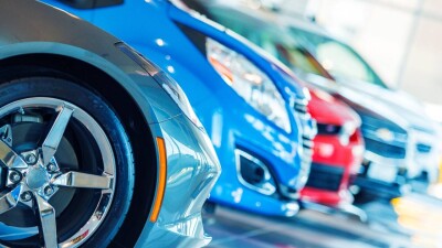 Автомобили незаконно ставил на учёт бывший госинспектор в Акмолинской области