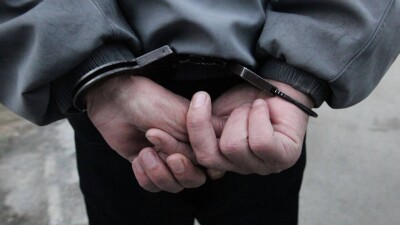 Подозреваемого в мошенничестве, скрывшегося с 75 млн тенге, экстрадировали из Кыргызстана