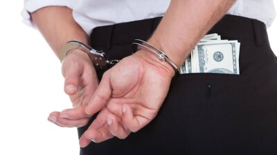 Временно исполняющего обязанности акима осудили за коррупцию в Жамбылской области