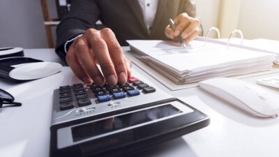 Разрыв между темпами номинального и реального роста доходов оказался самым большим с 2001 года