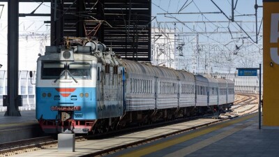Опоздания поездов и старые вагоны: Смаилов поручил сделать качество сервиса главным приоритетом при трансформации КТЖ
