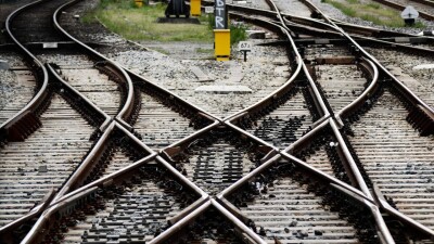 Пять человек погибли при столкновении двух поездов в Индии