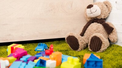 Бриллиантовые украшения пытались ввезти из США в Казахстан под видом игрушек