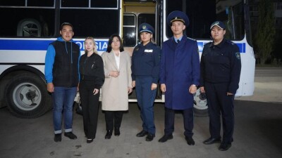 Тараканы, мухи и антисанитария: двоих детей из пьющей петропавловской семьи забрали полицейские