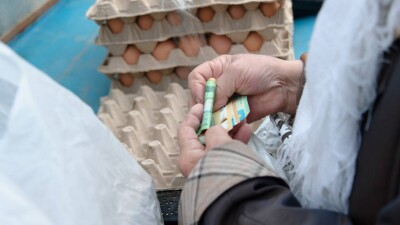 В Костанае начали продавать яйца поштучно: цена за десяток слишком высокая