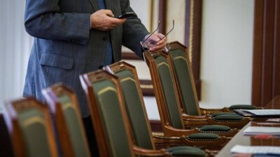 Казахстанским чиновникам будут ставить оценки каждый квартал