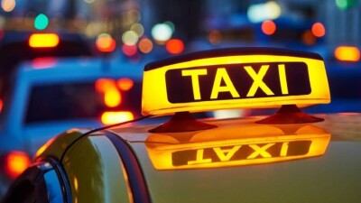 Таксист довёз итальянку до гостиницы в Алматы за 45 тысяч тенге