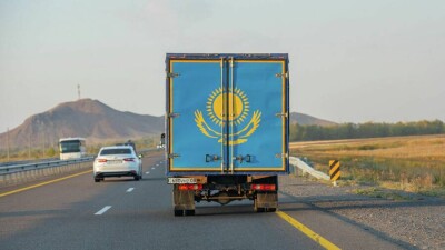 КГД: Через Казахстан в Россию не ввозят санкционные товары