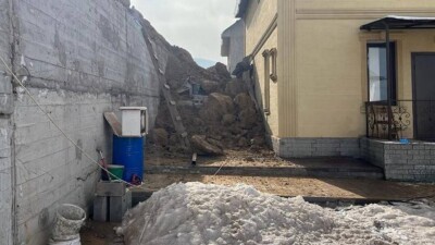 Сошедший после осадков оползень в Алматинской области повредил несколько домов