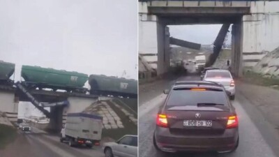 Мост частично обрушился во время движения грузового поезда в Туркестанской области