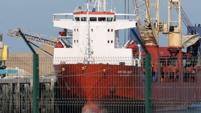 Украинский сухогруз сняли с мели в Стамбуле