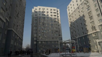 "Поступило 10 заявок". Куда обращаться алматинцам при обнаружении трещин в стенах после землетрясения