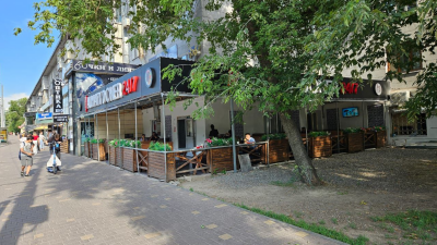 Пристройку к кафе снесли в центре Алматы