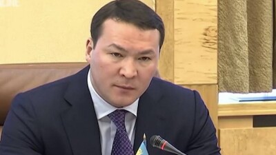 "Находится на пробационном контроле": глава МВД подтвердил условный срок экс-заместителю главы КНБ Самату Абишу