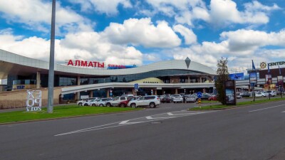 Рейс Air Astana из Алматы в Пекин отменили из-за повреждения самолёта