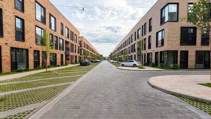 Акима Алматы попросили продолжить строительство Esentai City, несмотря на расследование дела о рейдерстве