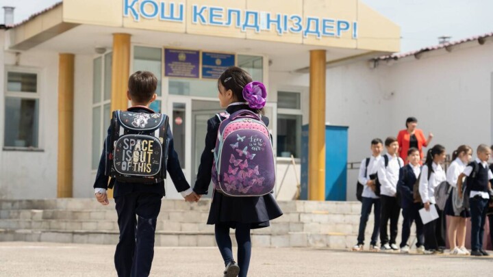 Восемь уроков в день или шестидневка? По какому графику детям легче учиться в школе