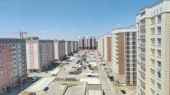 Дом, построенный по госпрограмме, затопило после дождя в Шымкенте