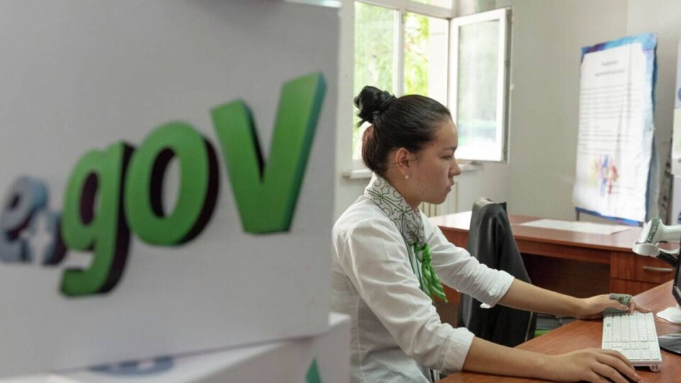 Нет спроса: в Казахстане закрыли ЦОНы, в которых обслуживали прибывших иностранцев