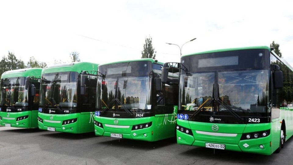 Обновление транспорта: 30 новых автобусов вышли на маршруты Алматы