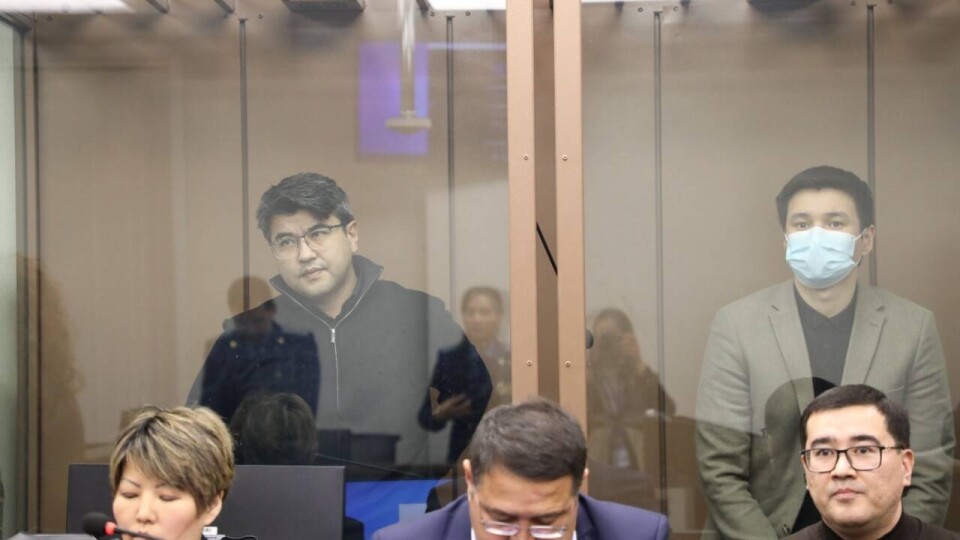 "Cкажи, что скорую вызывали вместе, иначе прокляну". О давлении со стороны Бишимбаева рассказал Байжанов