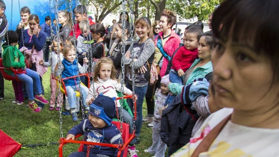 Продлить выплату пособия по уходу за ребёнком до 1,5 лет предлагают в Казахстане