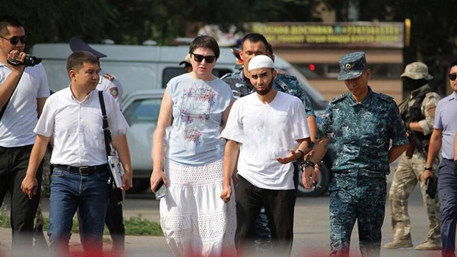 "У меня две жены": Подозреваемый в убийстве бизнесмена в Уральске просил о домашнем аресте