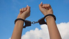 Спортсменка и мастер маникюра выдумали больного ребёнка и обманули известную блогершу