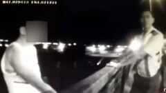 Полицейские в Атырау за четыре минуты отговорили мужчину прыгать с моста